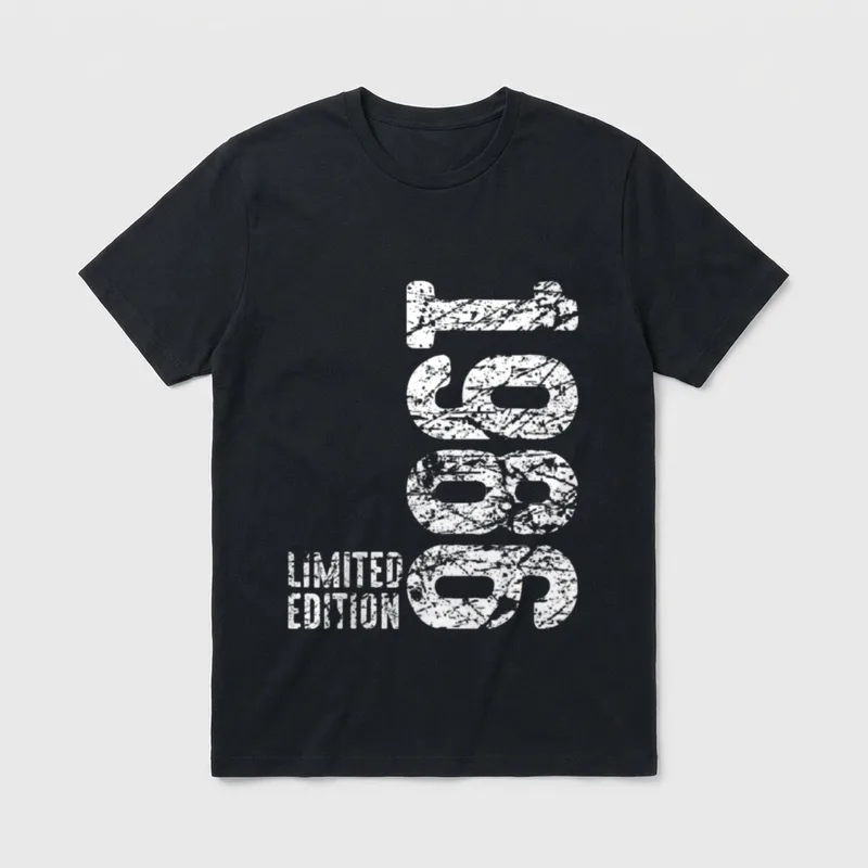 40. Geburtstag Mann Frau T-Shirt 0120 – Klassisches T-Shirt in Schwarz