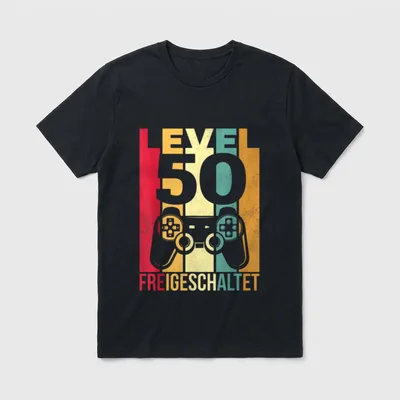 Level 50 Geburtstag Mann T-Shirt – Zwei Controller, Schriftzug „Level 50 freigeschaltet“ – Klassisches T-Shirt in Schwarz