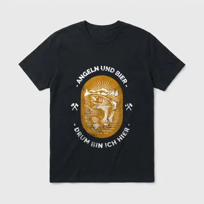 Angeln und Bier Lustiges T-Shirt – Springender Fisch, Berge, Sonne, Spruch „Angeln und Bier“ – Klassisches T-Shirt in Schwarz