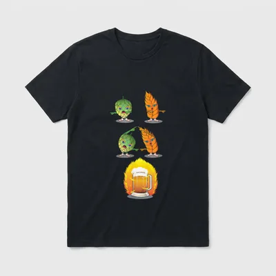 Lustiges Bier Bier Fusion T-Shirt – Hopfen- und Malzfigur streiten, Bierkrug in Flammen – Klassisches T-Shirt in Schwarz