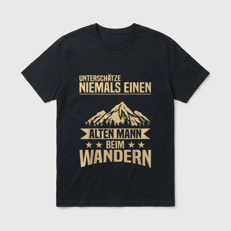 Lustiges Wanderung Einen Alten T-Shirt – Klassisches T-Shirt in Schwarz