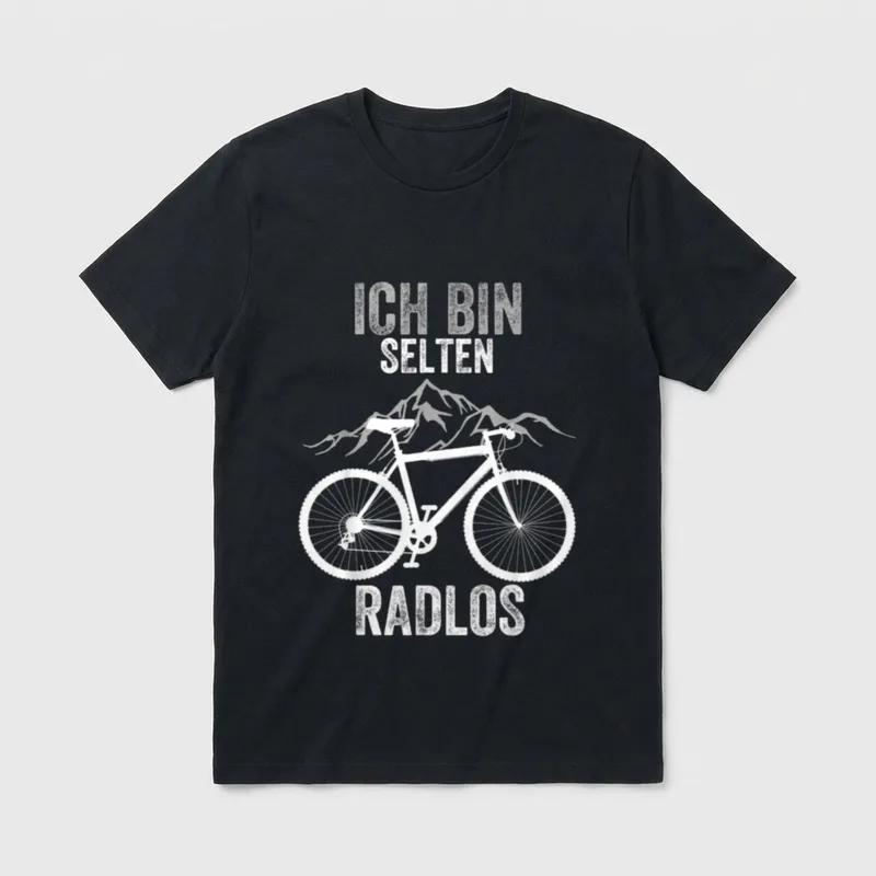 Retro Fahrrad Shirt – Schriftzug „Ich bin selten Radlos“ über Fahrrad und Bergen – Klassisches T-Shirt in Schwarz
