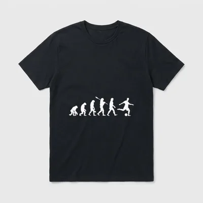 T-Shirt Sprüche Fussball – Silhouetten-Evolution vom Affen zum Fußballer im Schuss – Klassisches T-Shirt in Schwarz