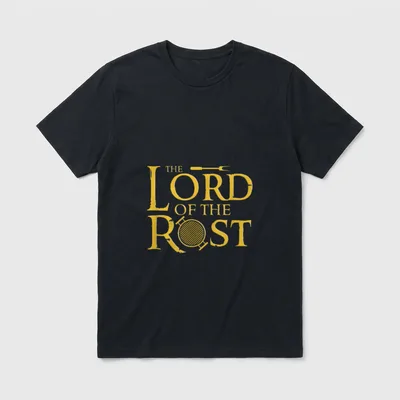 Lord Of The Rost T-Shirt – Goldener Schriftzug „The Lord Of The Rost“ mit Grillrost als O – Klassisches T-Shirt in Schwarz