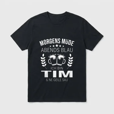 Tim Vorname Geburtstag Lustiges T-Shirt – Bierkrüge mit Ähren, Spruch über Tim und Bier – Klassisches T-Shirt in Schwarz