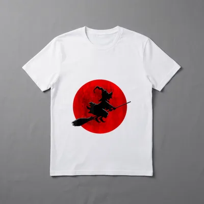 Hexe auf Besen T-Shirt – Schwarze Hexe auf Besen fliegt vor rotem Vollmond – Klassisches T-Shirt in Schwarz