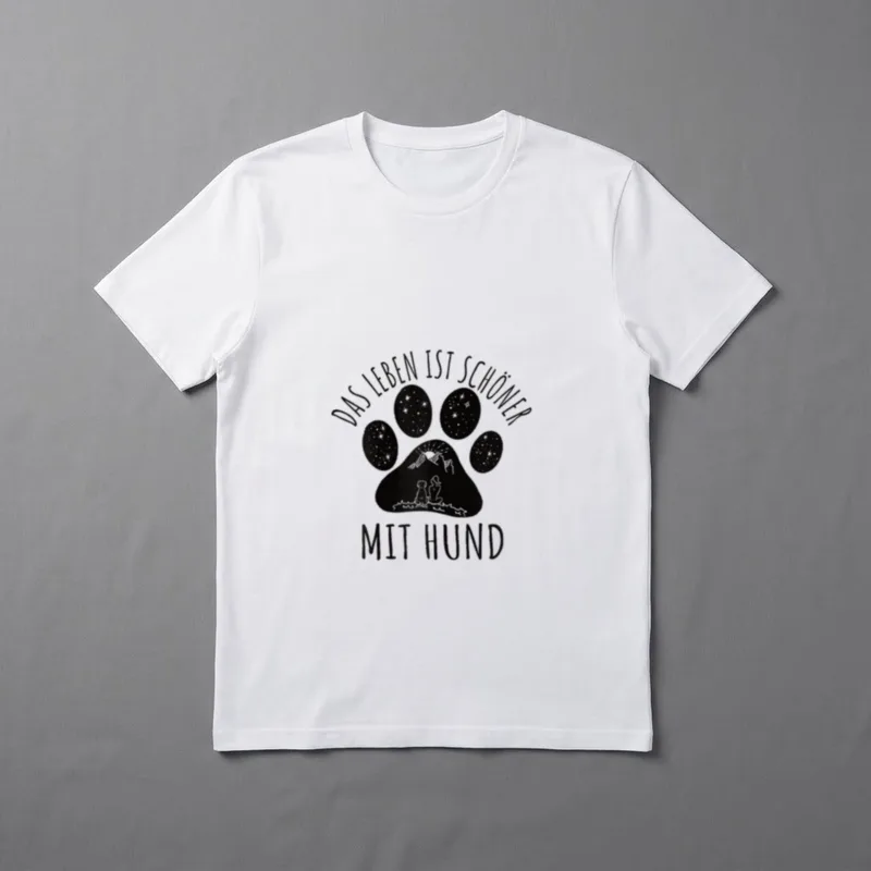 Das Leben ist schöner T-Shirt – Pfote mit Sternen und Bergszene, Spruch Mensch und Hund – Klassisches T-Shirt in Schwarz