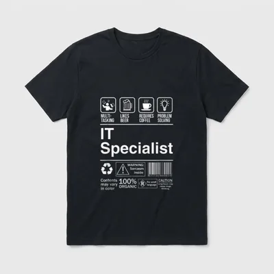 IT Specialist Product Label T-Shirt – Klassisches T-Shirt in Schwarz