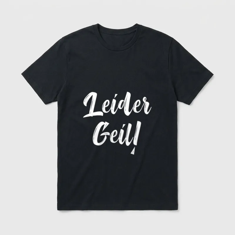 Leider Geil lustiger Spruch T-Shirt – Schriftzug „Leider Geil!“ in weißer Pinselschrift – Klassisches T-Shirt in Schwarz