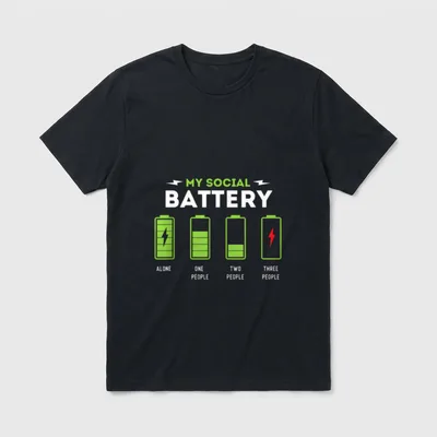 My Social Battery Lustiges T-Shirt – Klassisches T-Shirt in Schwarz