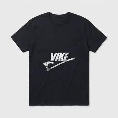 Vike Wikinger Kampfaxt Lustig T-Shirt – Klassisches T-Shirt in Schwarz