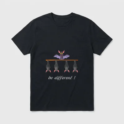 Be Different Fledermaus lustige T-Shirt – Klassisches T-Shirt in Schwarz