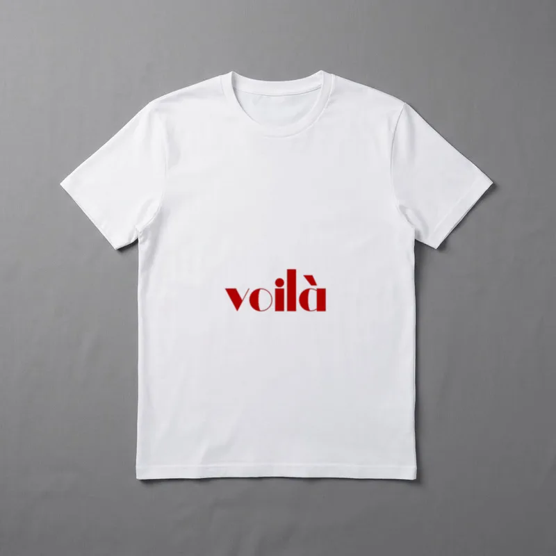Starke Frau Frauenpower Girl T-Shirt – Roter Schriftzug „voilà“ mit Accent grave über dem à – Klassisches T-Shirt in Schwarz