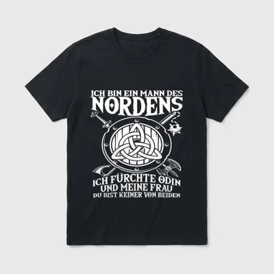 Wikinger Sprüche Ich Bin T-Shirt – Schild mit Triquetra, Schwert, Axt und Spruch zu Odin – Klassisches T-Shirt in Schwarz
