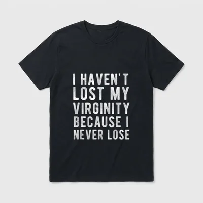 I Haven't Lost My T-Shirt – Witziger weißer Schriftzug auf grauem Hintergrund mit Wortspiel – Klassisches T-Shirt in Schwarz