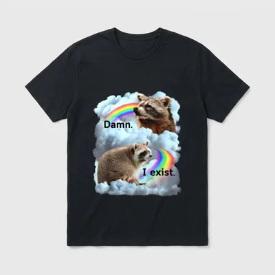 Waschbär Funny I Exist T-Shirt – Klassisches T-Shirt in Schwarz