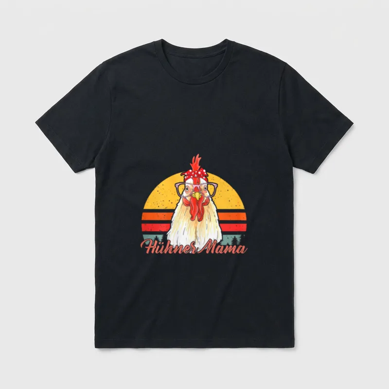 Hühner Mama Huhn Hühnchen T-Shirt – Henne mit Brille und Kopftuch, Schriftzug Hühner Mama – Klassisches T-Shirt in Schwarz