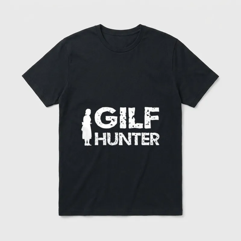 Sarkasmus Gilf Jäger T-Shirt – Schriftzug „GILF HUNTER“ neben Silhouette einer älteren Frau – Klassisches T-Shirt in Schwarz