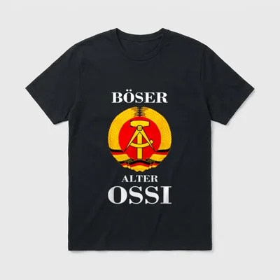 Böser alter Ossi I T-Shirt – Schriftzug BÖSER ALTER OSSI über goldenem Wappen – Klassisches T-Shirt in Schwarz