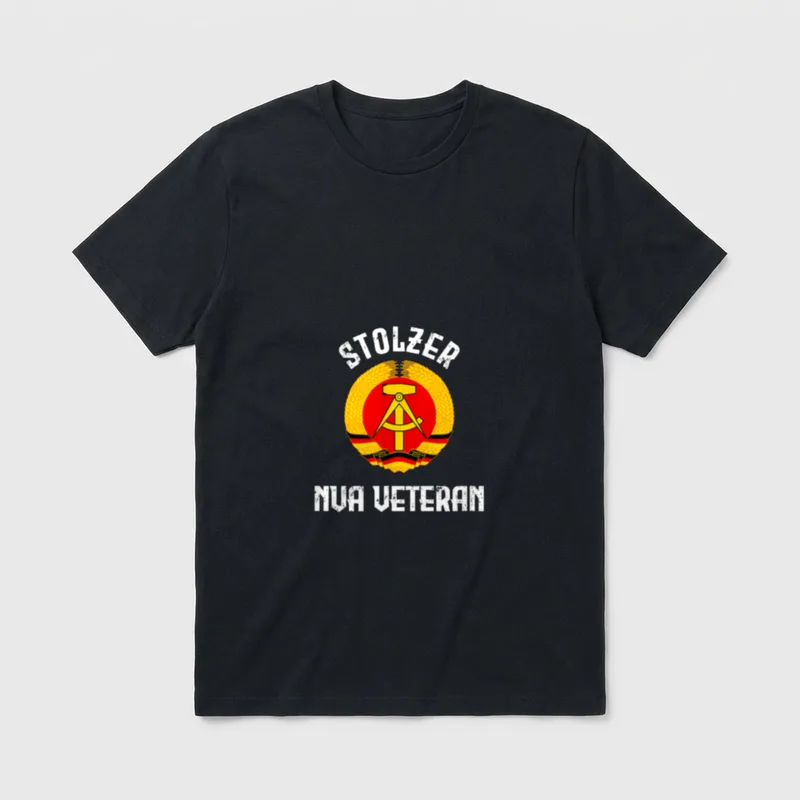 Ossi NVA Nicki DDR Ossi & Sachsen T-Shirt – Klassisches T-Shirt in Schwarz