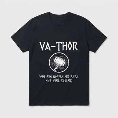 Papa T-Shirt lustig – „VA-THOR“ Schriftzug mit Hammer und Spruch darunter – Klassisches T-Shirt in Schwarz