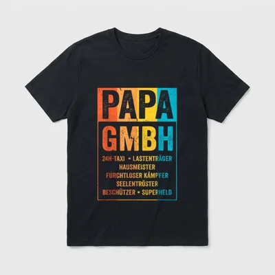 Papa GmbH Firma Witziger T-Shirt – PAPA GMBH mit Liste: Taxi, Hausmeister, Superheld – Klassisches T-Shirt in Schwarz