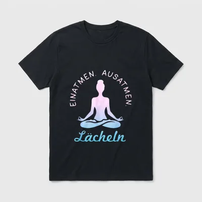 Yoga Lächeln Spruch Lustig T-Shirt – Klassisches T-Shirt in Schwarz