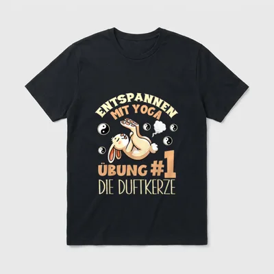 Yoga Rabbit Lustiges T-Shirt – Hase in Yogapose, Duftkerze, Yin-Yang-Symbole, Schriftzug – Klassisches T-Shirt in Schwarz