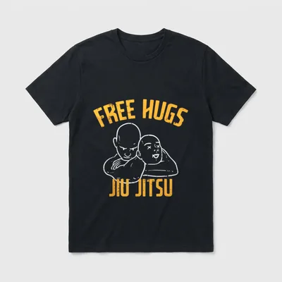 Free Hug Jiu Jitsu T-Shirt – FREE HUGS JIU JITSU, zwei Figuren im Würgegriff – Klassisches T-Shirt in Schwarz