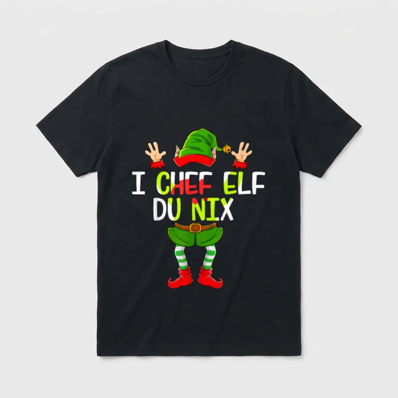 Lustiges I Chef ELF T-Shirt – Weihnachtself mit Mütze und Spruch „I CHEF ELF DU NIX“ – Klassisches T-Shirt in Schwarz