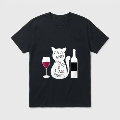 Wein Spruch lustig Katze T-Shirt – Katzensilhouette mit Spruch, Weinglas und Weinflasche – Klassisches T-Shirt in Schwarz