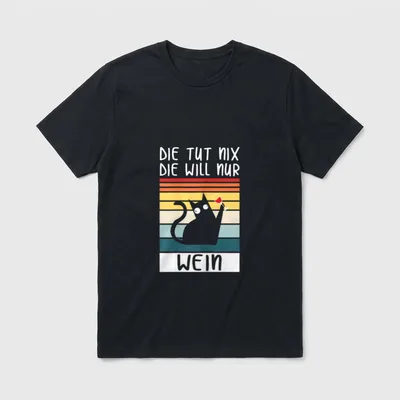 Katze Wein Spruch T-Shirt – Graue Katze hält Weinglas vor bunten Retro-Streifen mit Spruch – Klassisches T-Shirt in Schwarz
